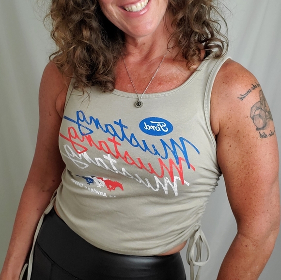 Ford Mustang retro vintage style tank top - Picture 5 of 11